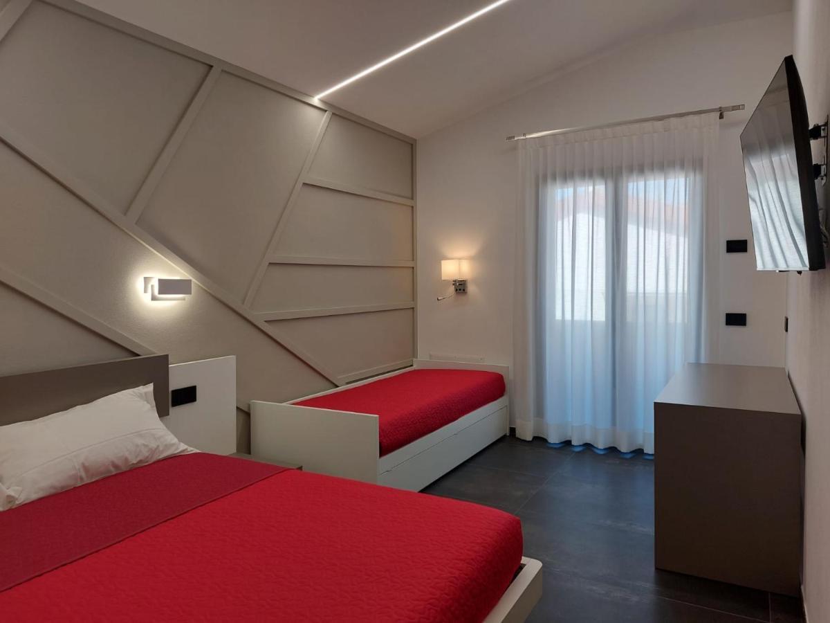 Incantos Charme B&B 토르톨리 외부 사진