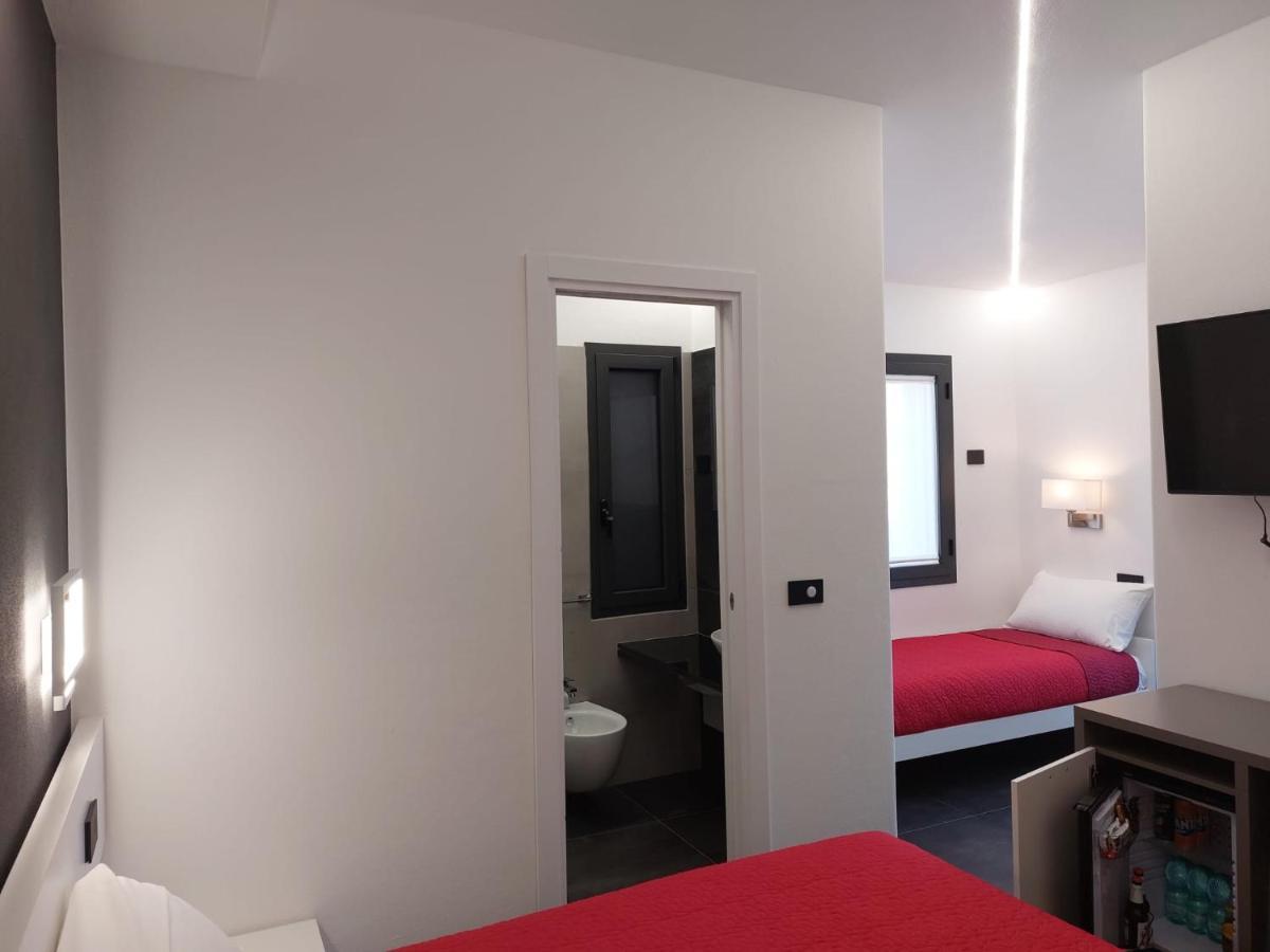 Incantos Charme B&B 토르톨리 외부 사진