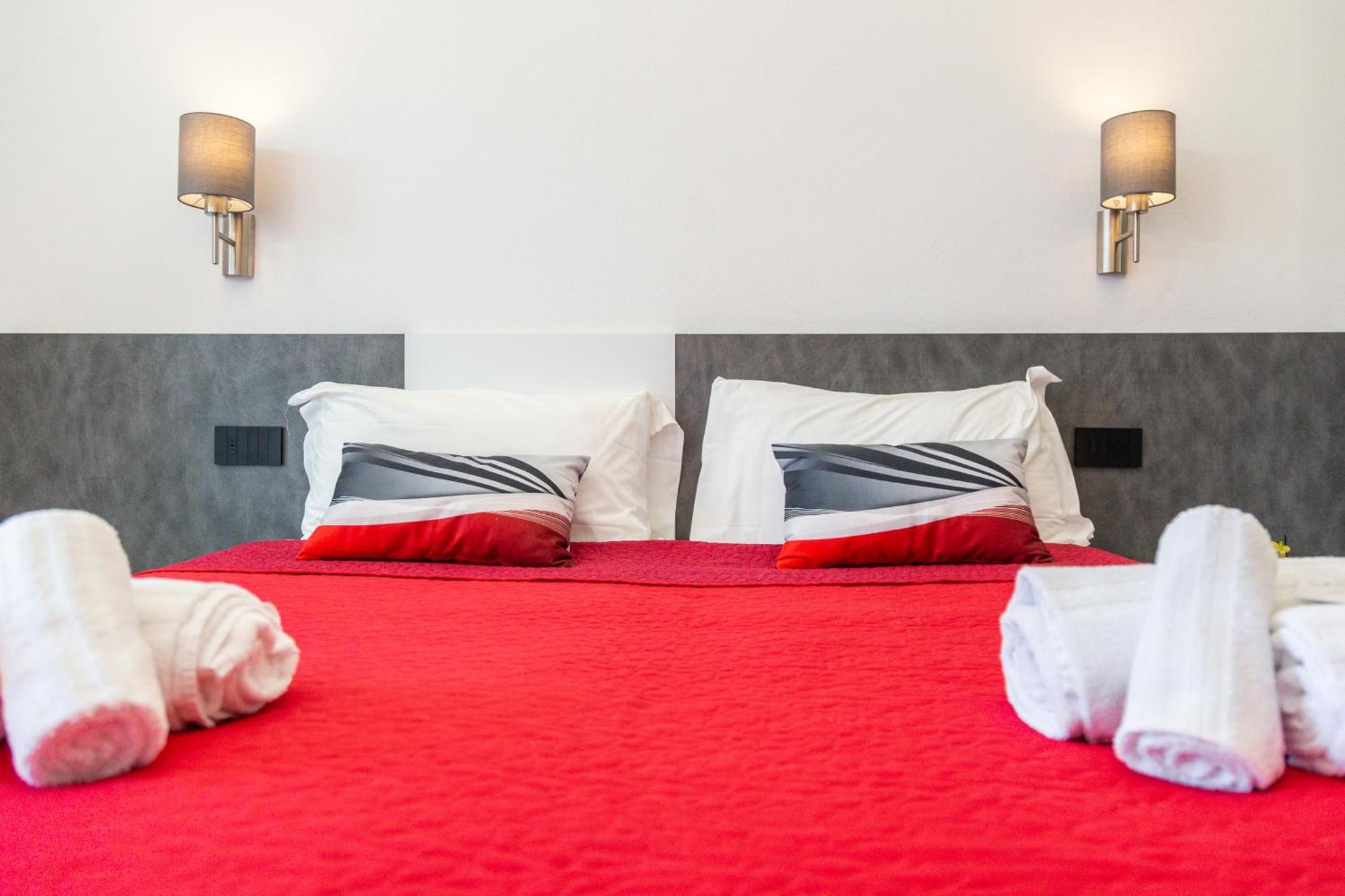 Incantos Charme B&B 토르톨리 외부 사진