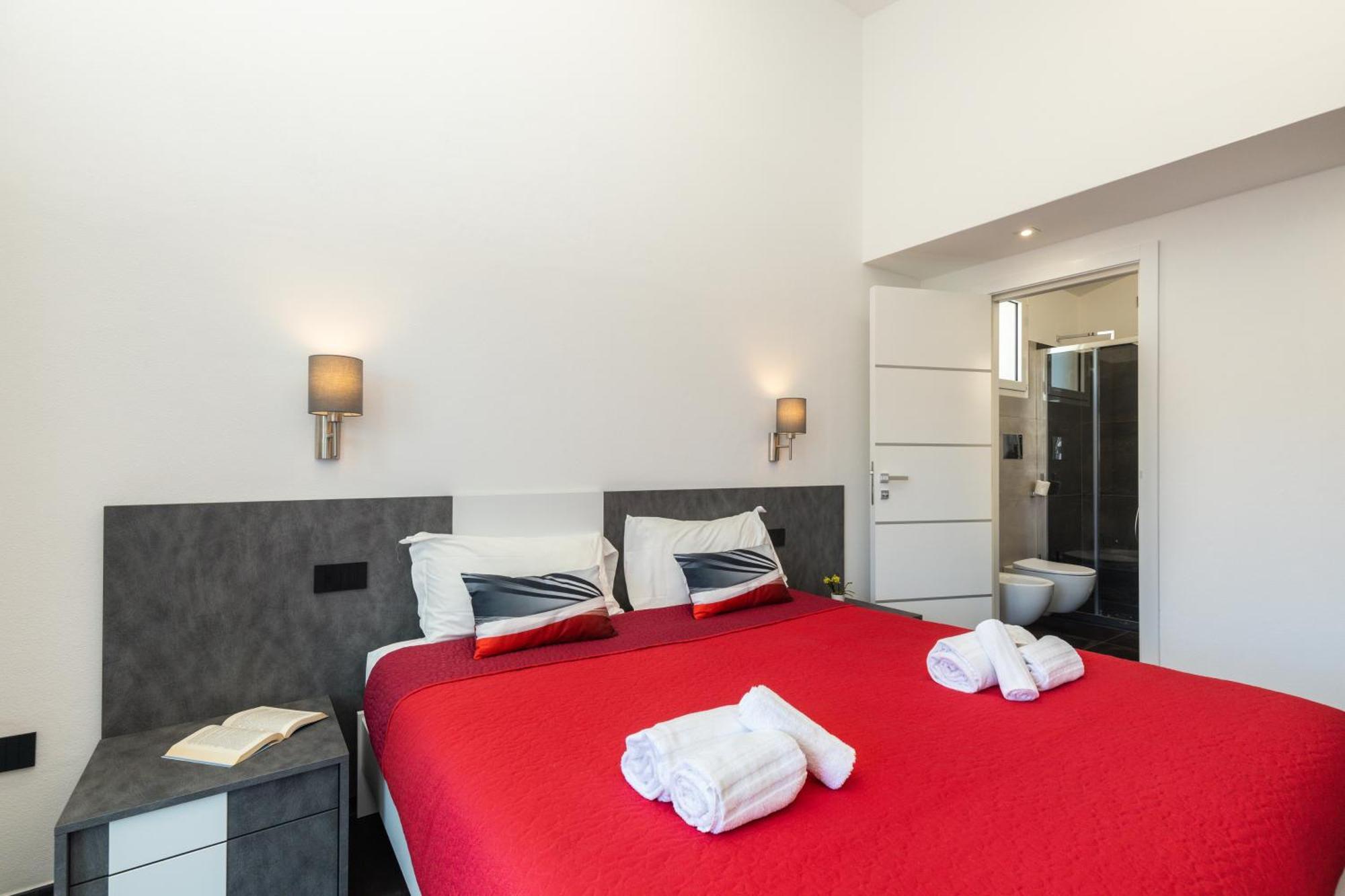 Incantos Charme B&B 토르톨리 외부 사진